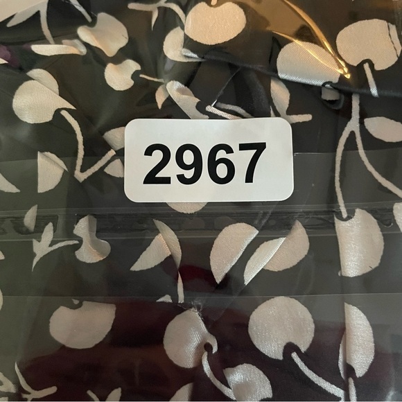 New! Victoria's Secret Black White Cherry Print Short Robe wrap Jacket 22967 - Picture 9 of 9